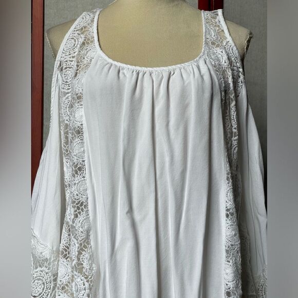 Solitaire Swim White Swimsuit Cover-Up w/Sheer Lace & Bell Sleeves (LG) - Picture 10 of 15